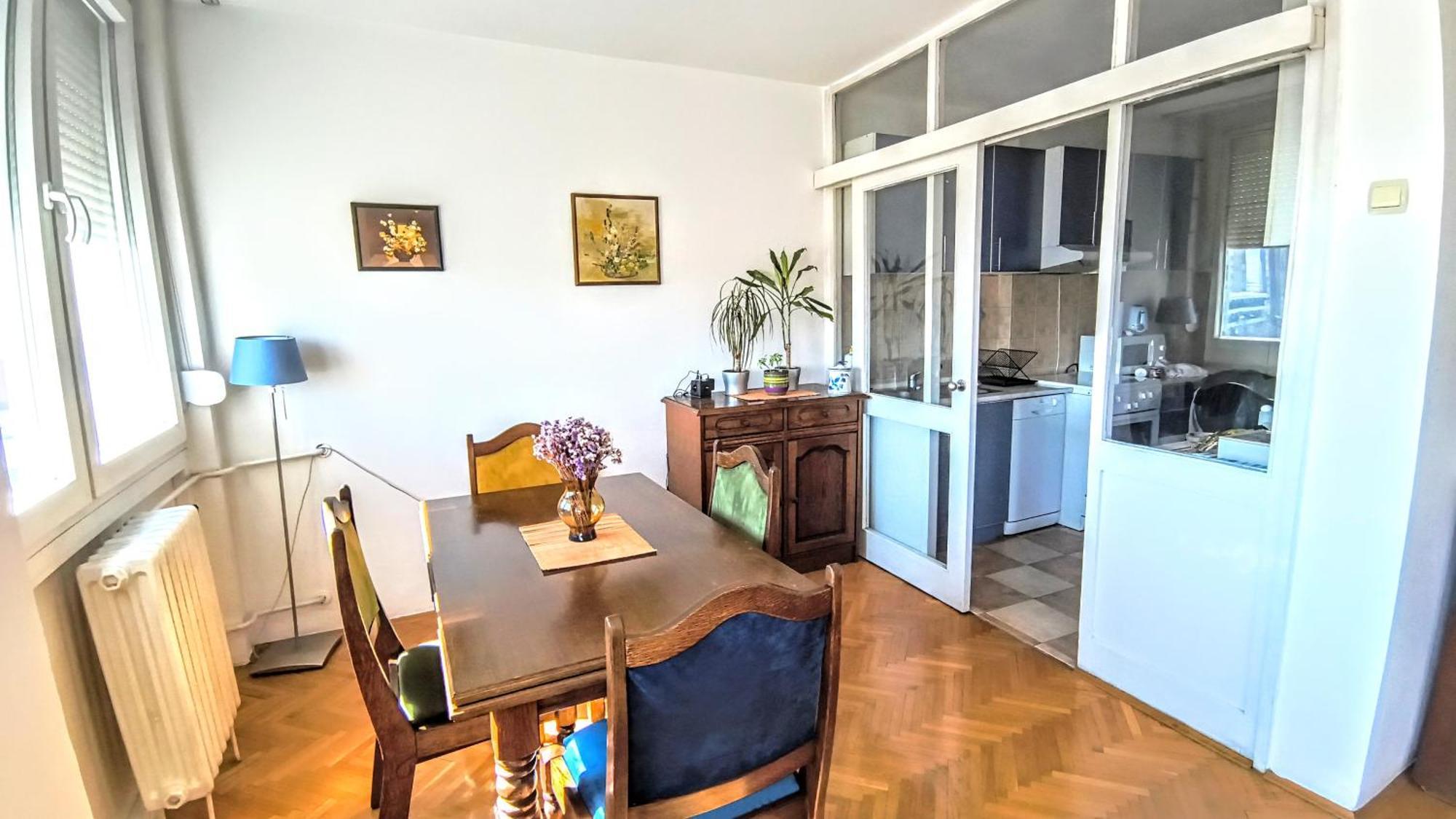 Apartment Maya'S Place Skopje Buitenkant foto
